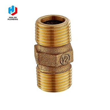 نوک سینه های برنزی